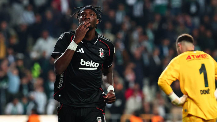 Sergen Yalçın yeni transferi geldiği gibi gönderiyor! Satış listesine konuldu - Resim: 6