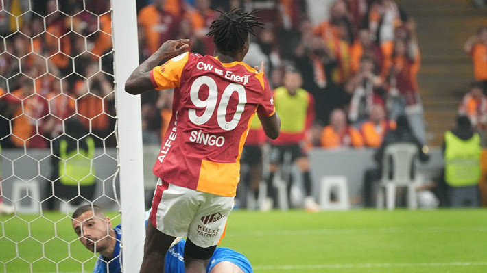 Okan Buruk'tan Fenerbahçe derbisinde sürpriz tercih! İşte sağ bekte oynayacak isim - Resim: 2