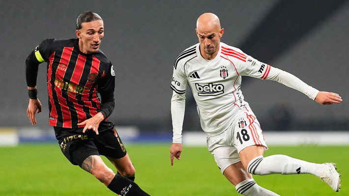 Fatih Karagümrük galibiyetine rağmen Sergen Yalçın'a sert eleştiri: "Ya futbolu unuttu ya da..." - Resim: 6