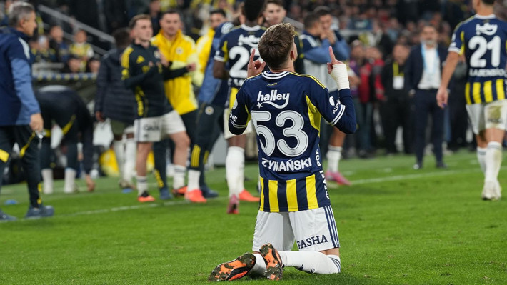 Fenerbahçe'de ayrılık kararı! Sebastian Szymanski Avrupa'ya gitmek istiyor - Resim: 3