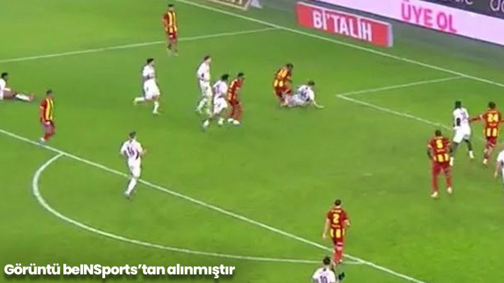 Eski hakemler, Göztepe-Trabzonspor maçının tartışmalı pozisyonlarını değerlendirdi: "Çok net kırmızı kart ve penaltı" - Resim: 14