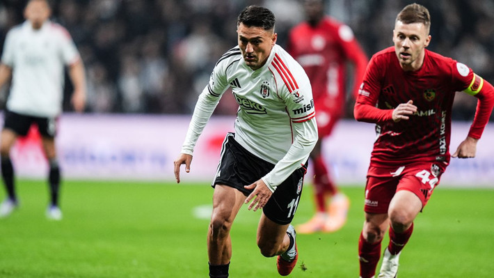 Beşiktaş'ta yer yerinden oynayacak! Sergen Yalçın'ın "Acil" listesi sızdı: Kalede Ter Stegen, savunmada Marusic! İşte 5 maddelik transfer listesi - Resim: 7