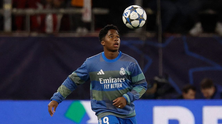 Xabi Alonso, Fenerbahçe'nin yolunu gözlediği yıldızın biletini kesti! Fabrizio Romano transferi duyurdu - Resim: 2