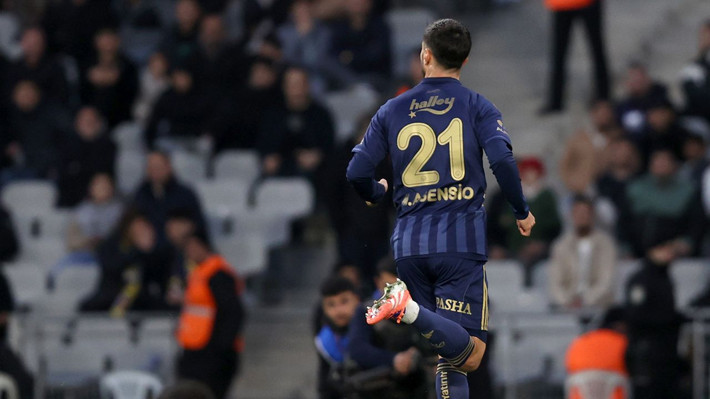 Domenico Tedesco'ya övgü yağdı: "Zehirli Ali Koç-Mourinho atmosferinden sonra her şeyi değiştirdi" - Resim: 6