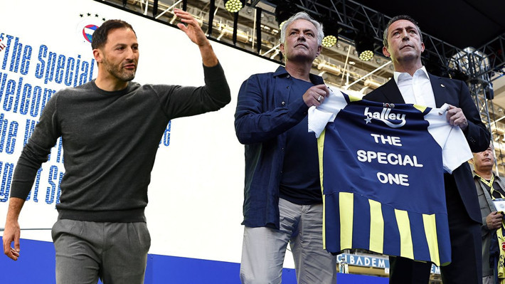 Domenico Tedesco'ya övgü yağdı: "Zehirli Ali Koç-Mourinho atmosferinden sonra her şeyi değiştirdi" - Resim: 1