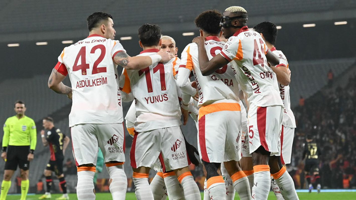 Galatasaray'dan Premier Lig'e transfer! Manchester City maçında canlı takip edecekler - Resim: 1