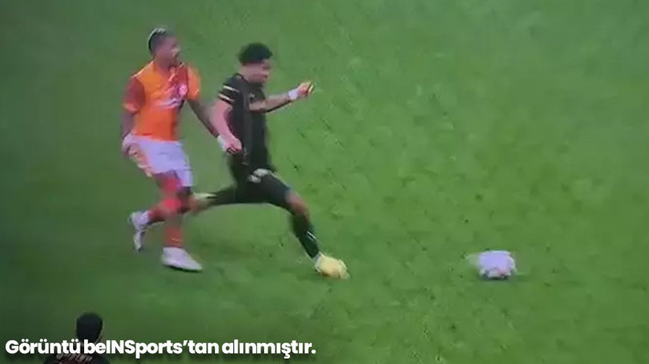 Galatasaray-Kayserispor maçında tartışmalı iki karar: "Net penaltı ve kırmızı kart" - Resim: 4