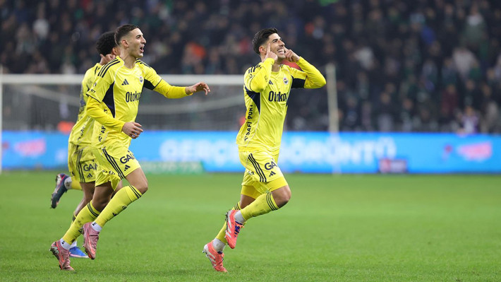 Spor yazarları, Kocaelispor-Fenerbahçe maçını değerlendirdi: "Tedesco'yu bir kez daha uyarayım!" - Resim: 5