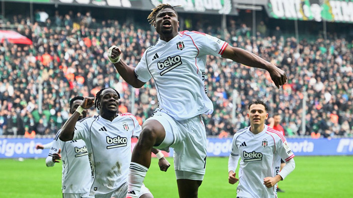 Beşiktaş'ın yeni transferi büyük beğeni topladı: "Her takıma böylesi nasip olmaz! Mücevher" - Resim: 6