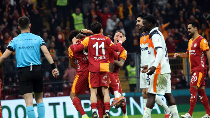 Spor yazarları Galatasaray-Başakşehir maçını değerlendirdi! "Galatasaray'ın en büyük rakibi..." - Resim: 2