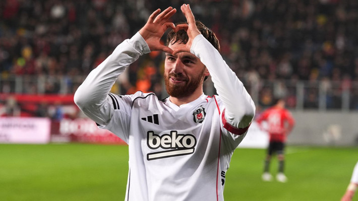 Spor yazarları Gençlerbirliği-Beşiktaş maçını yorumladı "Hedef artık ikincilik" - Resim: 7