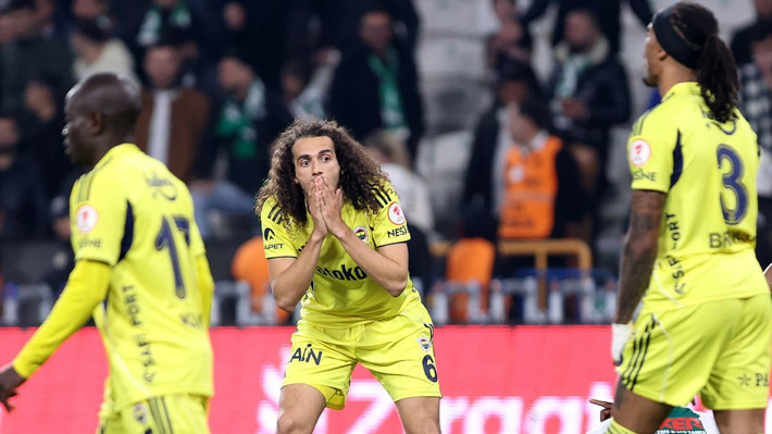 Spor yazarları Fenerbahçe'yi eleştirdi! "Tedesco derbi 11'i ile sahadaydı" - Resim: 3