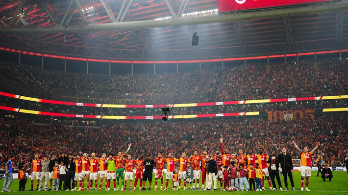 Spor yazarları Galatasaray'ın Fenerbahçe galibiyetini yorumladı! "Artık şampiyondur" - Resim: 4