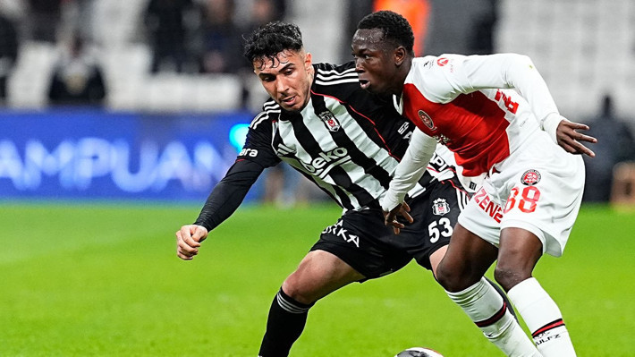 Spor yazarları Beşiktaş'ın performansını eleştirdi! "Sergen Yalçın bir inat uğruna..." - Resim: 3