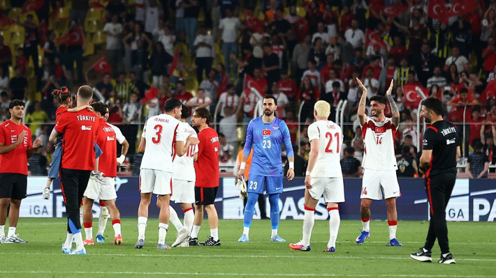 Montella için flaş iddia: Ayrılığı Hakan Çalhanoğlu engelledi - Resim: 3
