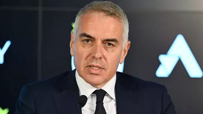 Okan Buruk'la yıldız futbolcu arasında 'Hakan Çalhanoğlu' gerilimi: Bana saygı duyun! - Resim: 4