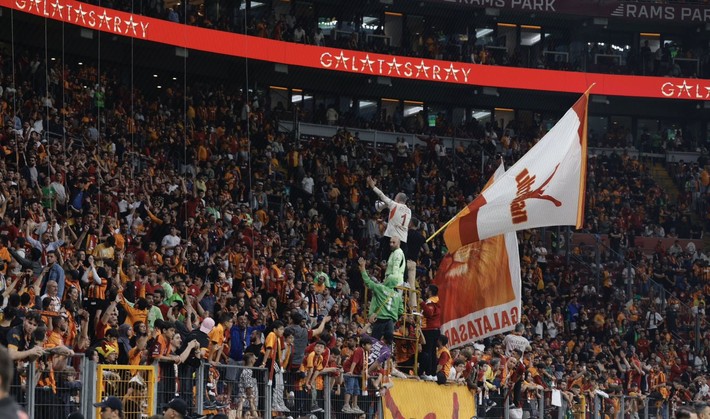 Galatasaray taraftarının Osimhen için sabrı taştı: Kabak tadı verdi bizi oyalıyor - Resim: 5