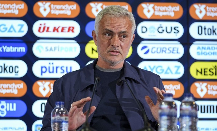 Mourinho'dan Muslera'ya sert mesaj: Galatasaray'ın kutlamalarında gördük - Resim: 2