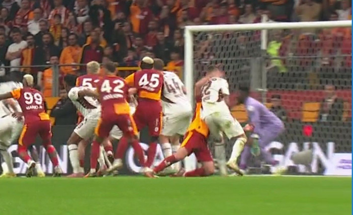 beIN Trio ekibi yorumladı! Pozisyon penaltı mı? - Resim: 5