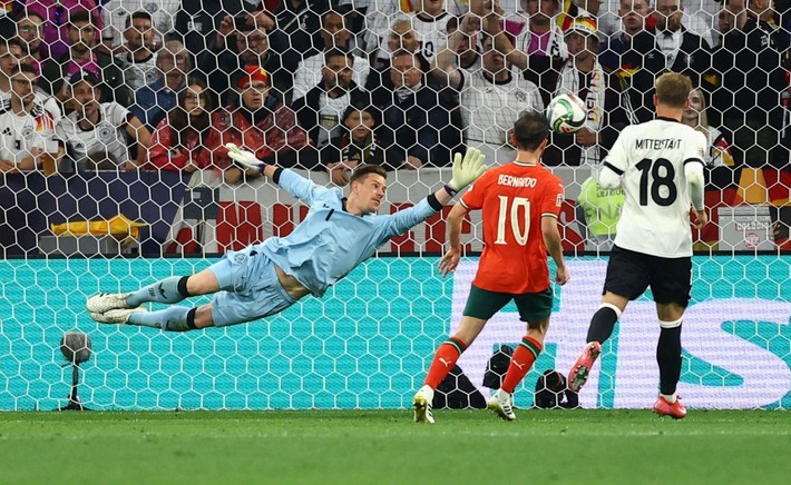 Buruk'un yeni Muslera'sı belli oldu! Guti transferine engel olamadı - Resim: 6