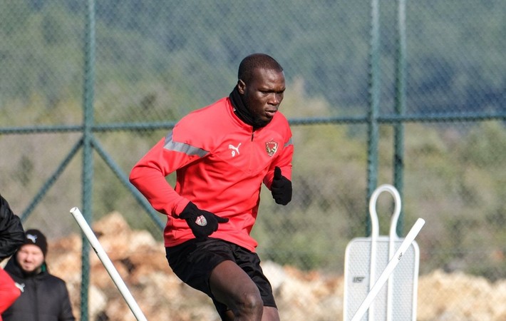 Saç ektiren futbolcular! Listeye çok şaşıracaksınız - Resim: 15