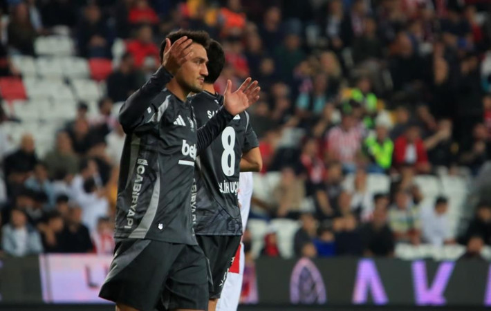 Nihat Kahveci'den acı itiraf: Beşiktaşlılar bana kızmasın - Resim: 3