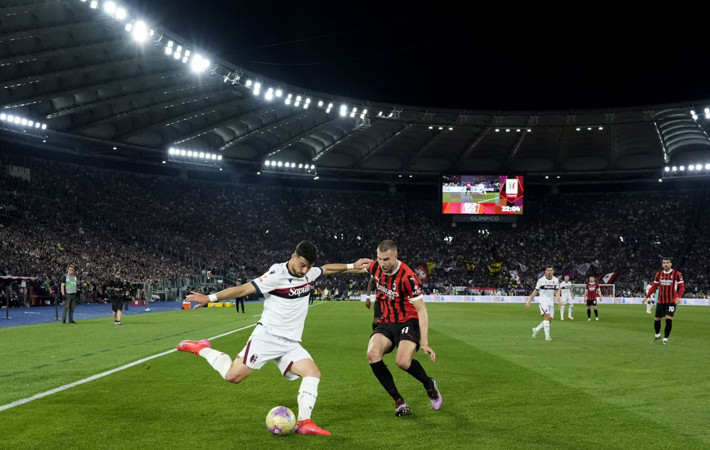 Dursun Özbek Abdülkerim Bardakcı dönemini kapatıyor! Forvetleri sırtında gezdirecek stoper geliyor - Resim: 4