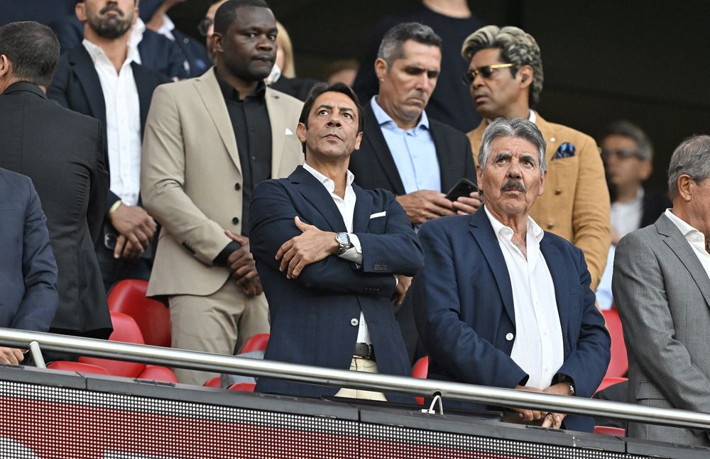 Jose Mourinho'nun yeni takımı belli oldu: Kovulur kovulmaz 530 milyon euroluk takımla anlaştı - Resim: 4