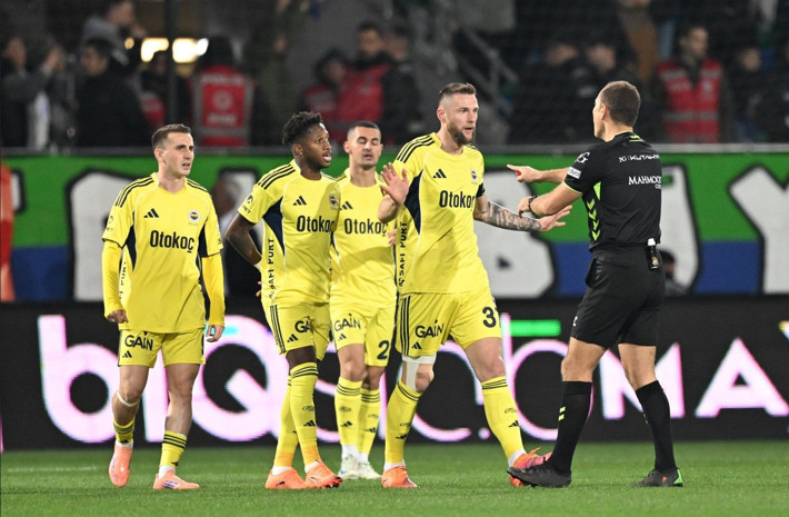 Rizespor'dan Çağdaş Altay isyanı: Özür dileriz - Resim: 1