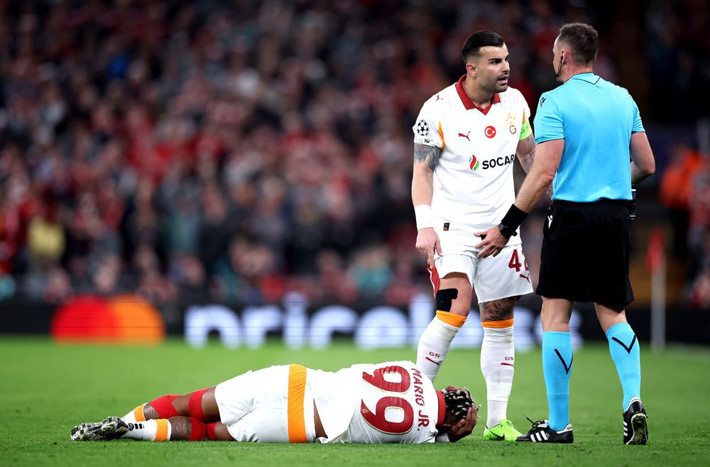 4-0'ın ardından Okan Buruk'a büyük öfke: 8 yemediğine dua et - Resim: 3