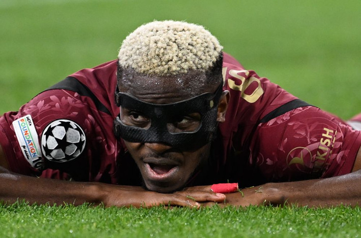 Victor Osimhen'den 560 milyon euroluk 5 süperstara ders! Hem de bir maç eksik oynadı - Resim: 2