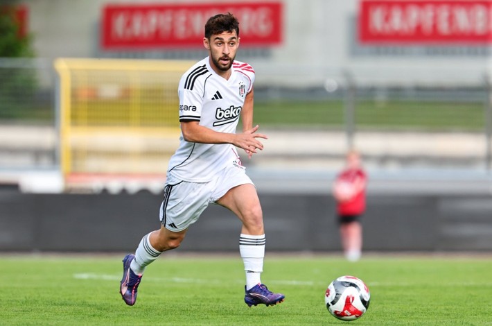 Hazırlık maçında Beşiktaşlı futbolcuları çılgına çeviren olay - Resim: 8