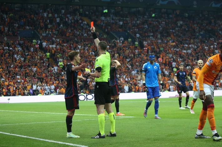 Tete'yi Galatasaray'da tutan Elias Jelert imza atmaya geliyor - Resim: 2