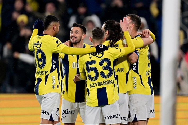 Fenerbahçe'nin yıldızına İtalya'dan yakın takip! Ali Koç en az 25 milyon euro istiyor - Resim: 2