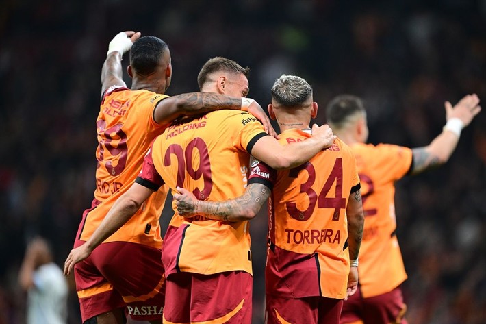 Nihat Kahveci Galatasaray'ın yeni 10 numarasını açıkladı - Resim: 2