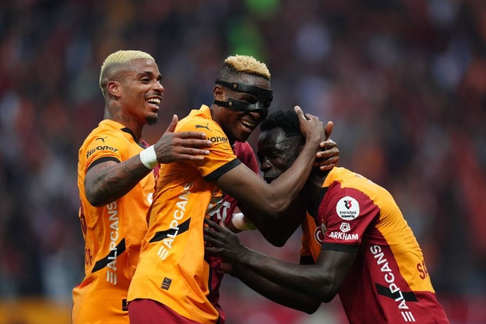 Nihat Kahveci Galatasaraylı futbolcuya seslendi: Kalk git vallahi yeter ya - Resim: 5