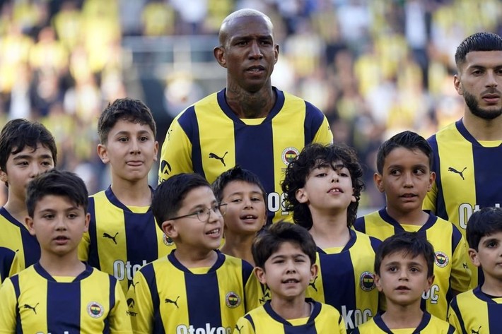 Okan Buruk'a destek olan Yılmaz Vural, Kadıköy'e geldi! Mourinho'ya mesaj verdi - Resim: 4