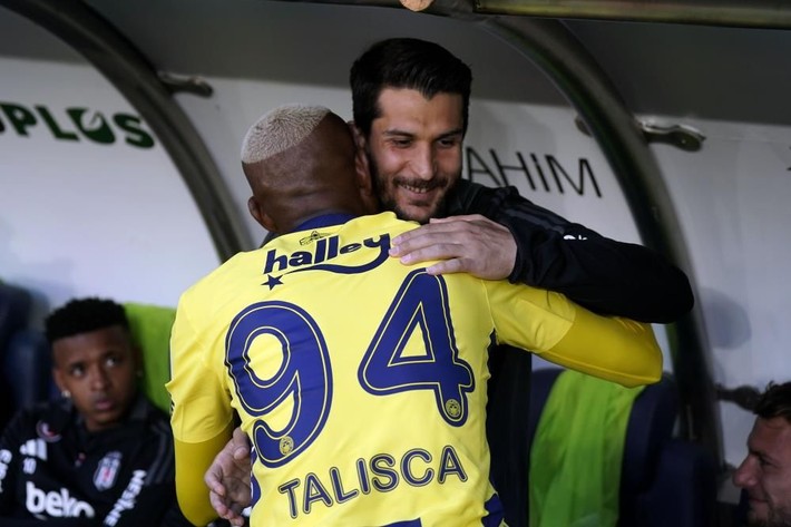 Okan Buruk'a destek olan Yılmaz Vural, Kadıköy'e geldi! Mourinho'ya mesaj verdi - Resim: 3