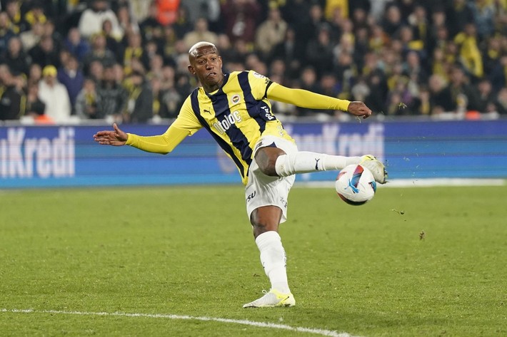 Talisca'dan flaş açıklama! "Adil bir teknik direktör bulunduğunda..." - Resim: 5