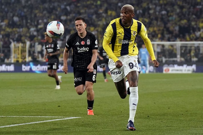Talisca'dan flaş açıklama! "Adil bir teknik direktör bulunduğunda..." - Resim: 7