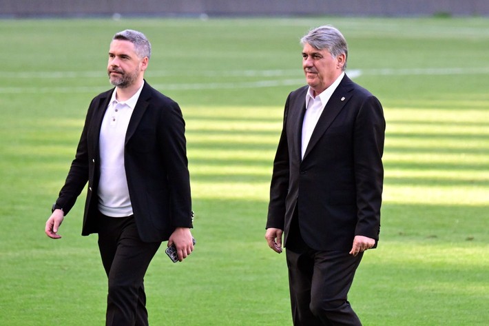 Beşiktaş'ın taraftara açık idmanında sürpriz isim! 19 yıl sonra yeniden sahada - Resim: 6