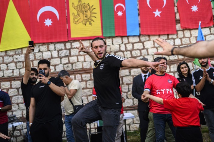 Tarihlerindeki ilk şampiyonluğu İstanbul'da kutladılar - Resim: 4