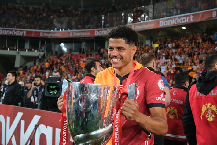 Okan Buruk Türkiye Kupası'nı kazandı ama yıldızını kaybetti! Premier Lig'e götürecekler - Resim: 6