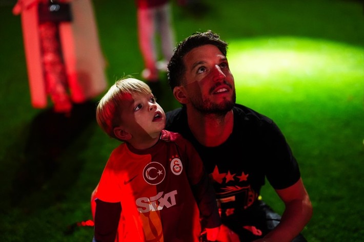 Dries Mertens Kevin De Bruyne transferini ağzından kaçırdı! Gülümsemesine engel olamadı - Resim: 3