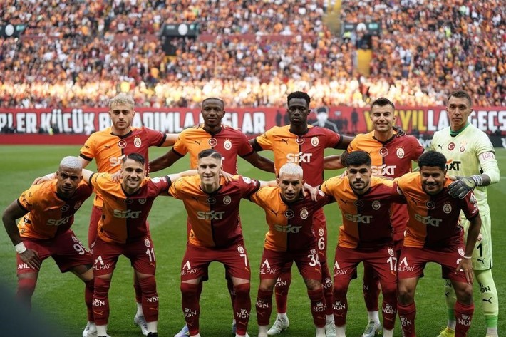 Buruk yıldız ismin üstünü çizdi! Geldiği gibi gidiyor "Burada kredin kalmadı" - Resim: 4