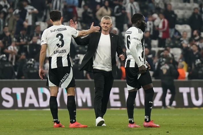 Nihat Kahveci Ole Gunnar Solskjaer'i uyardı: Şenol Güneş konuşulmaya başlanır - Resim: 2