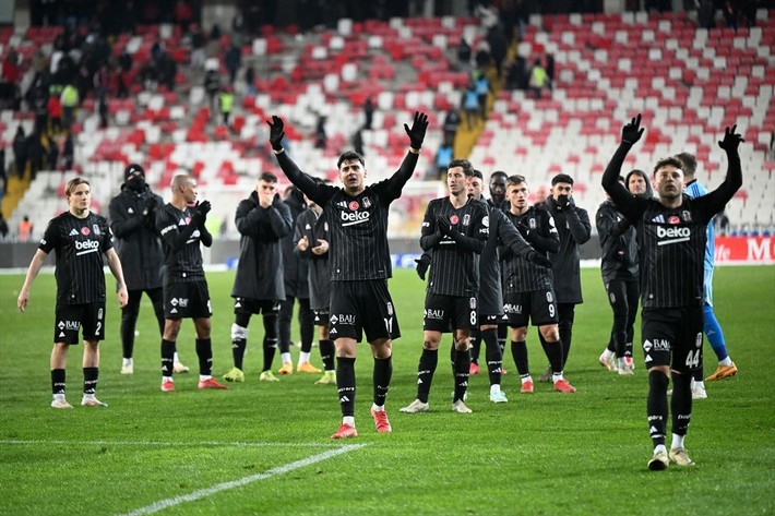 Eski Beşiktaşlı yıldızdan Serdal Adalı'ya çağrı: Lütfen geri döneyim başkanım - Resim: 3