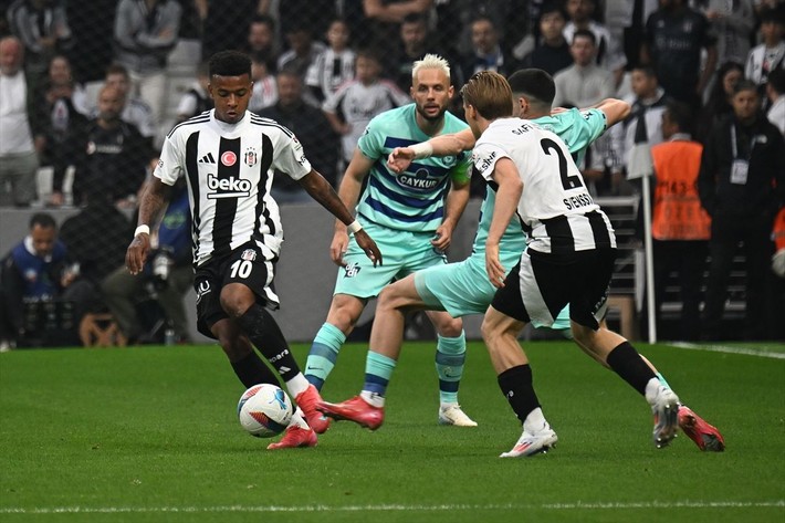 Beşiktaş'ın yıldızına Rusya, Ukrayna ve Brezilya'dan talip çıktı - Resim: 4