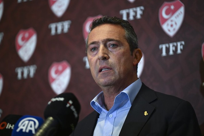 Ali Koç Emre Belözoğlu'na anahtarları teslim etti! Fenerbahçe'nin 'futbol aklı' belli oldu - Resim: 9