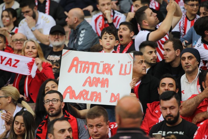 Nihat Kahveci biletini kesti: 8 milyon euroya hemen yollayın - Resim: 6